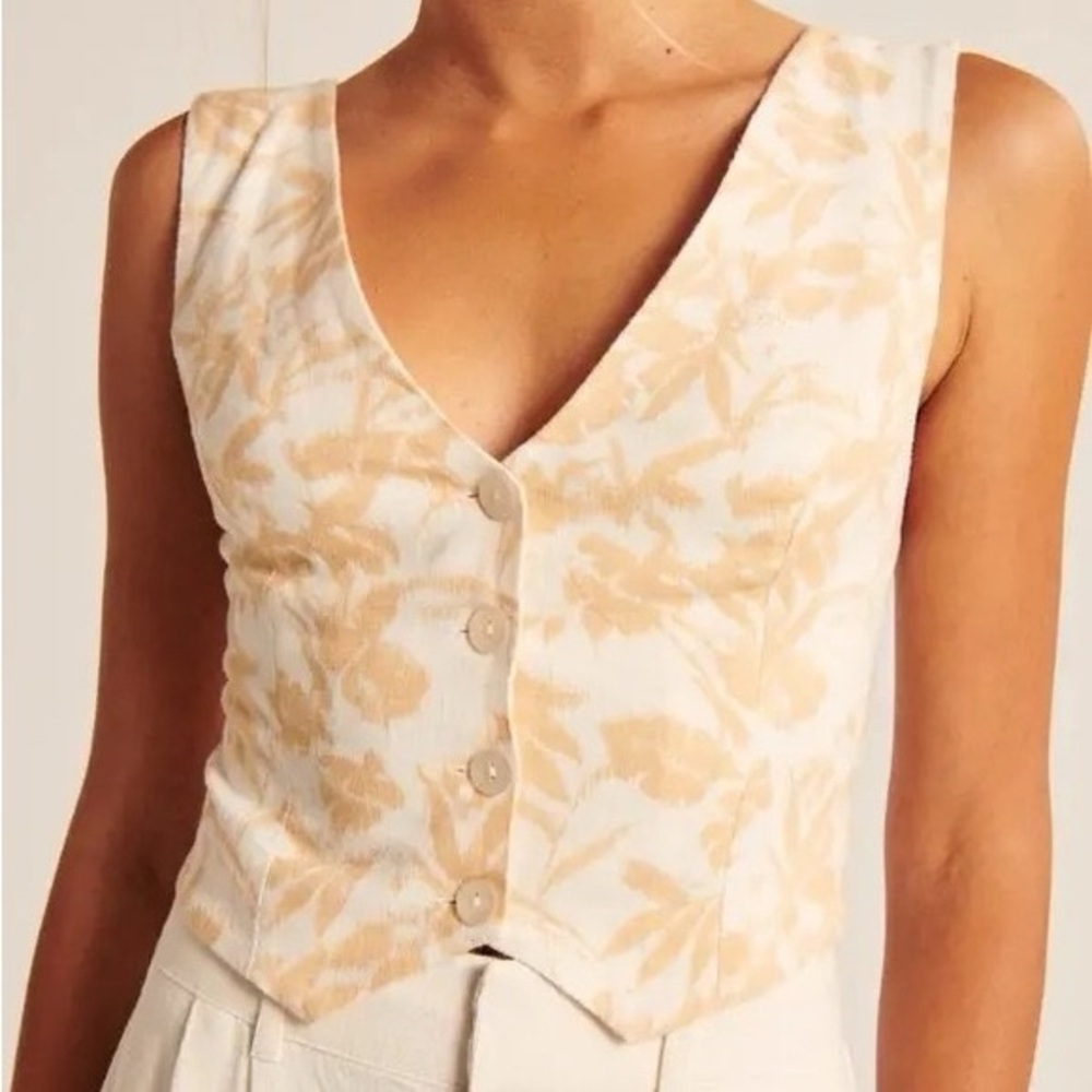ABERCROMBIE & FITCH Vest